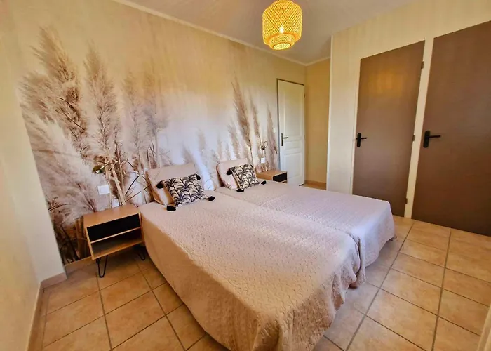 아파트 L'appart Les Hauts De 사흘라 라 카네다